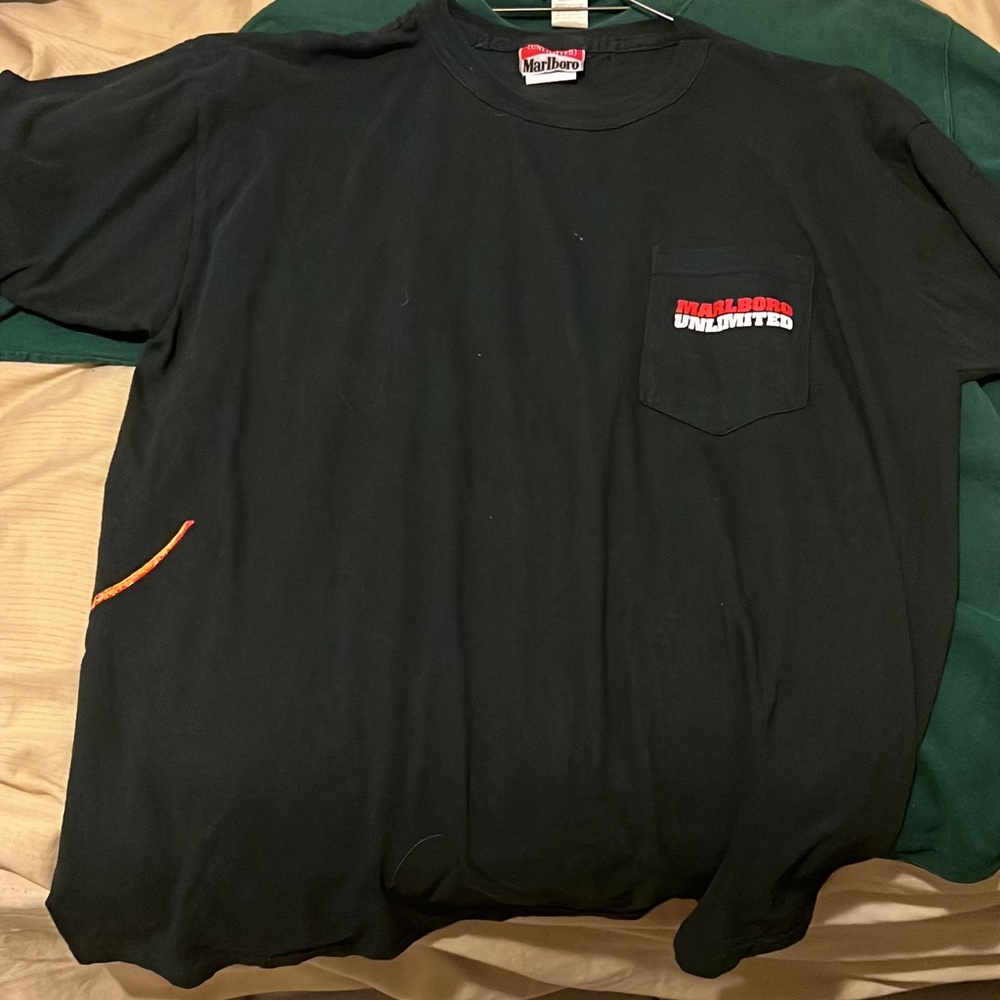 Original Malboro 90s T-Shirt